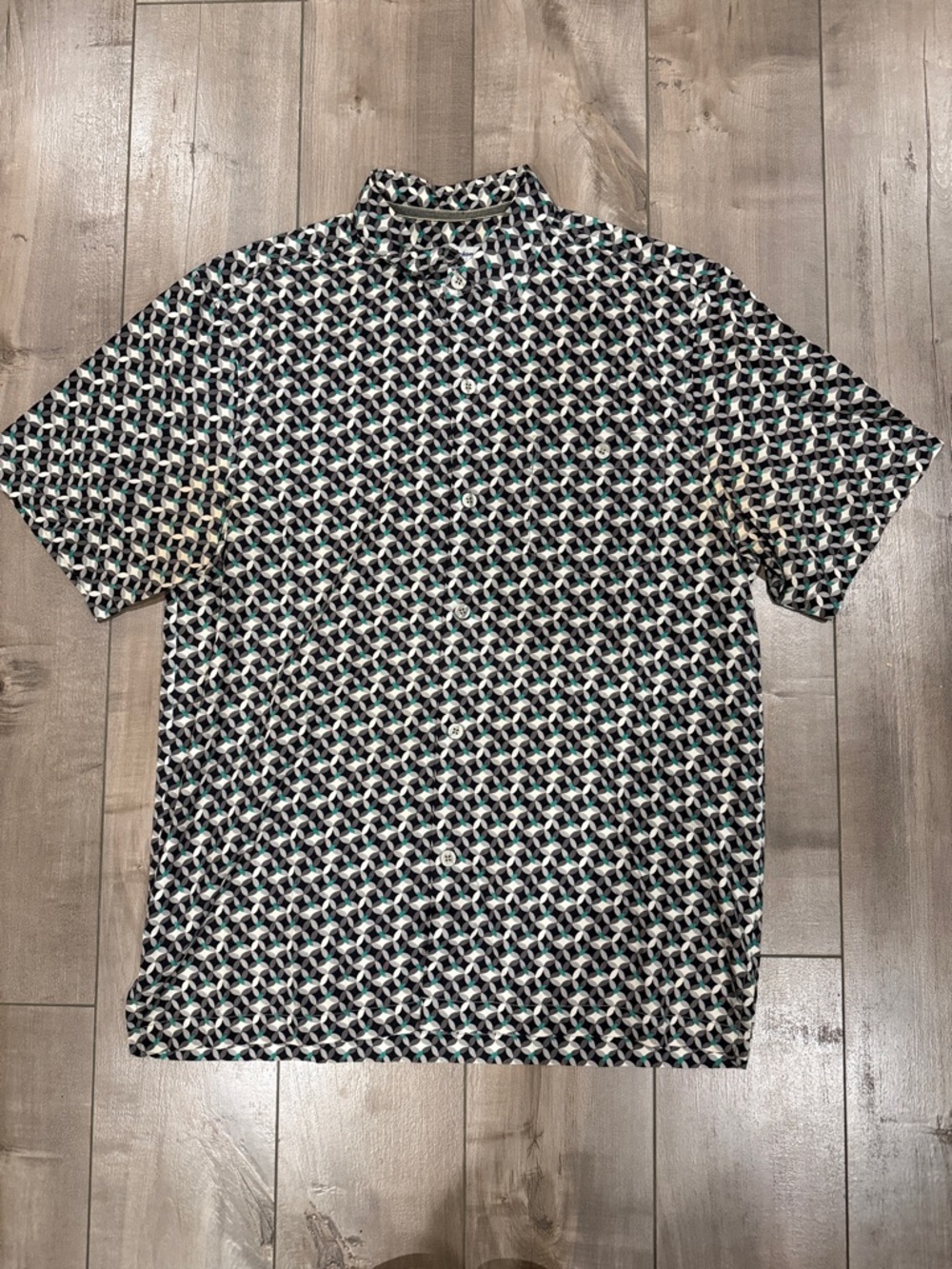 Tommy Bahama Black and White Geometric Short-Sleeve Button-Up